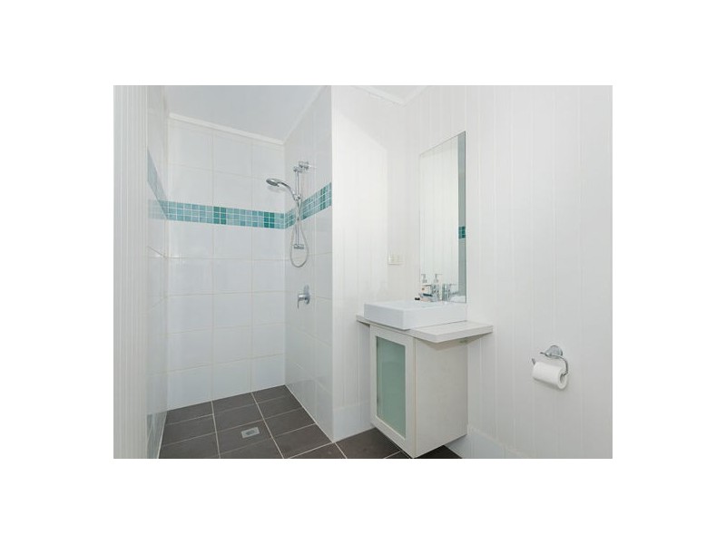 30 ROSS ST, Woolloongabba QLD 4102