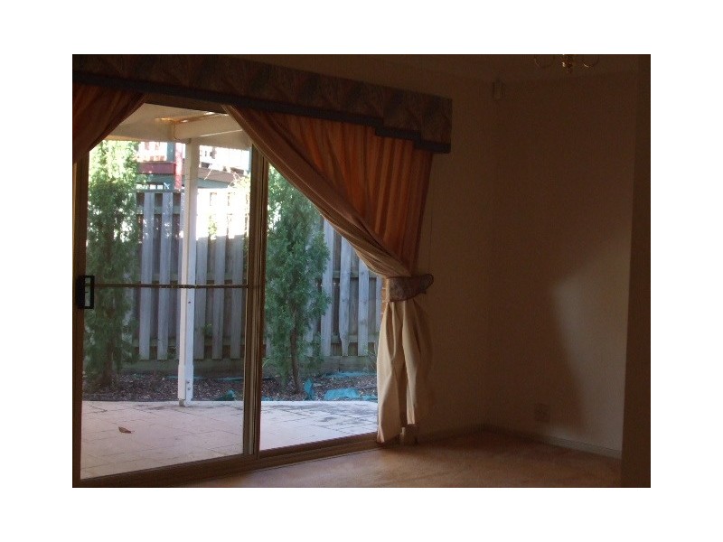 22 Poinciana St, Stretton QLD 4116