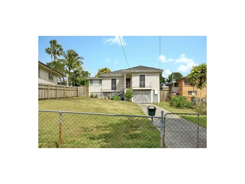 19 Bernays Road, Wynnum West QLD 4178