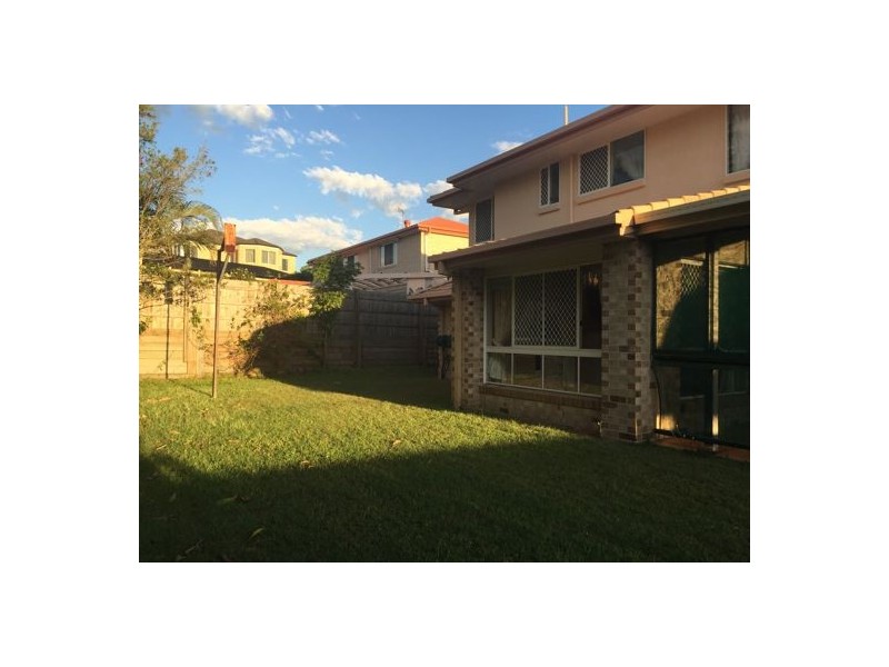 15 Frangipani Place, Stretton QLD 4116