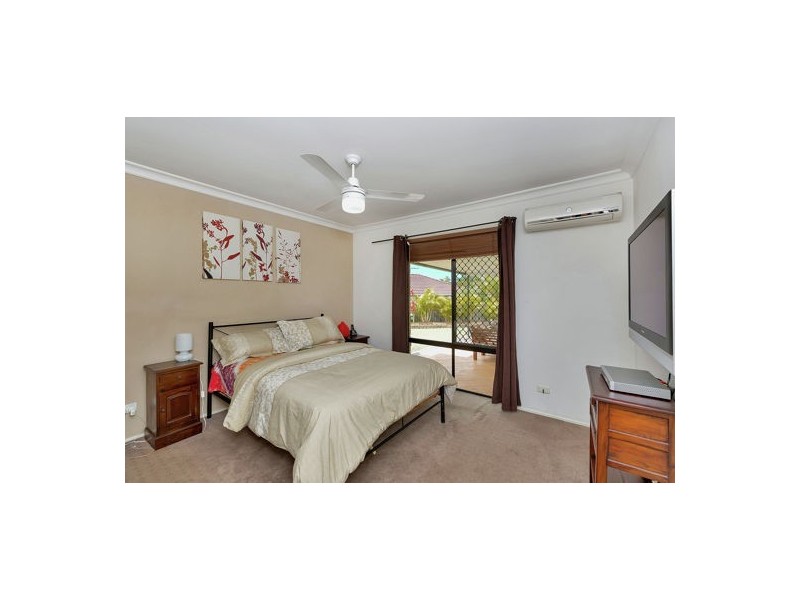 6 Conimbla Close, Parkinson QLD 4115