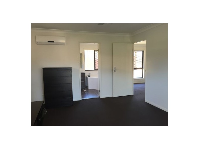 69 Breton Street., Sunnybank QLD 4109