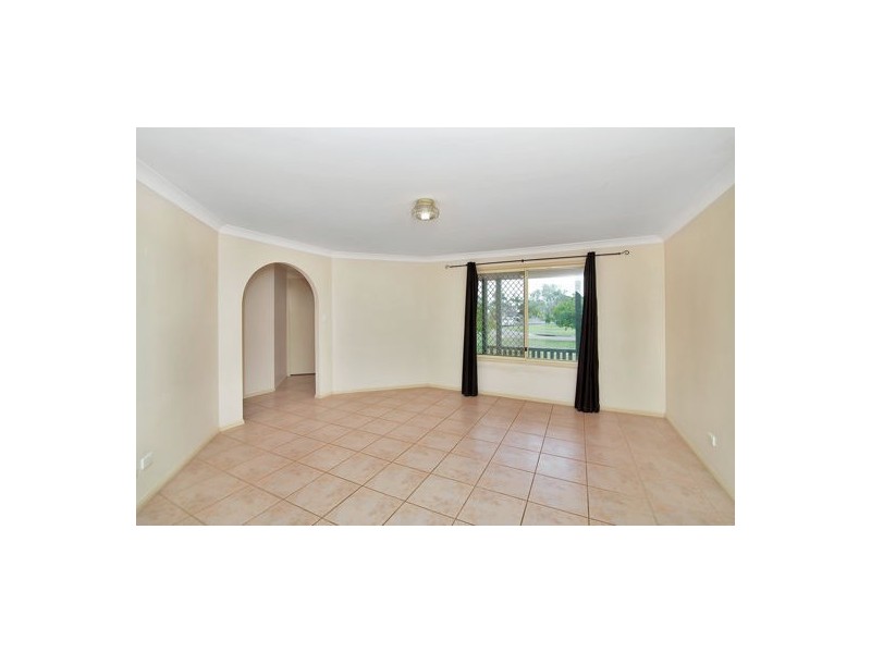 1 Saale Court, Meadowbrook QLD 4131