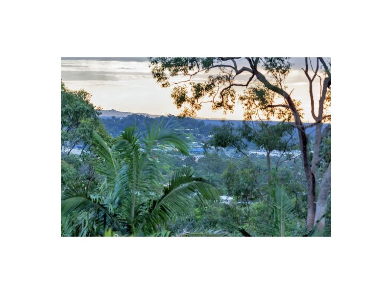 8/5 Meown Court, Cornubia QLD 4130