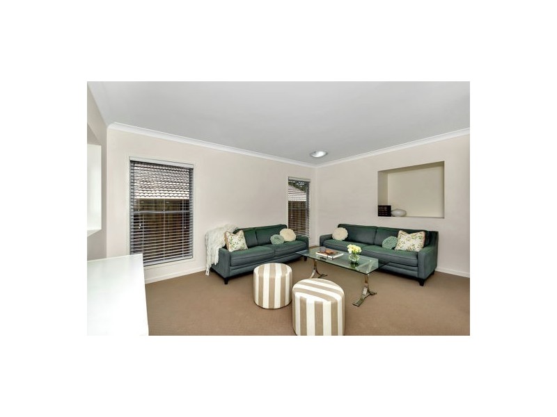 19 Harvey Place, Calamvale QLD 4116