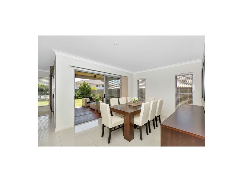 19 Harvey Place, Calamvale QLD 4116