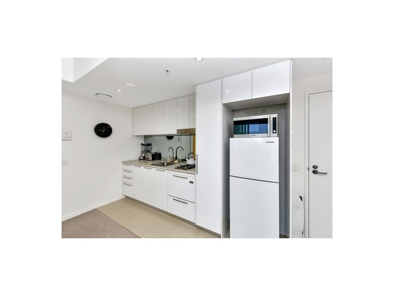 10403/8 Harbour Road, Hamilton QLD 4007