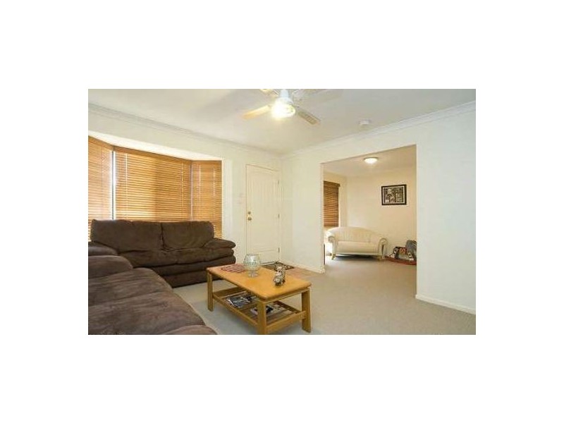 8 Khoo Place, Calamvale QLD 4116