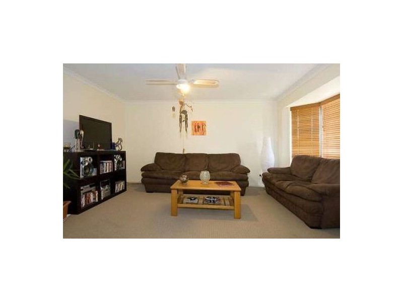 8 Khoo Place, Calamvale QLD 4116