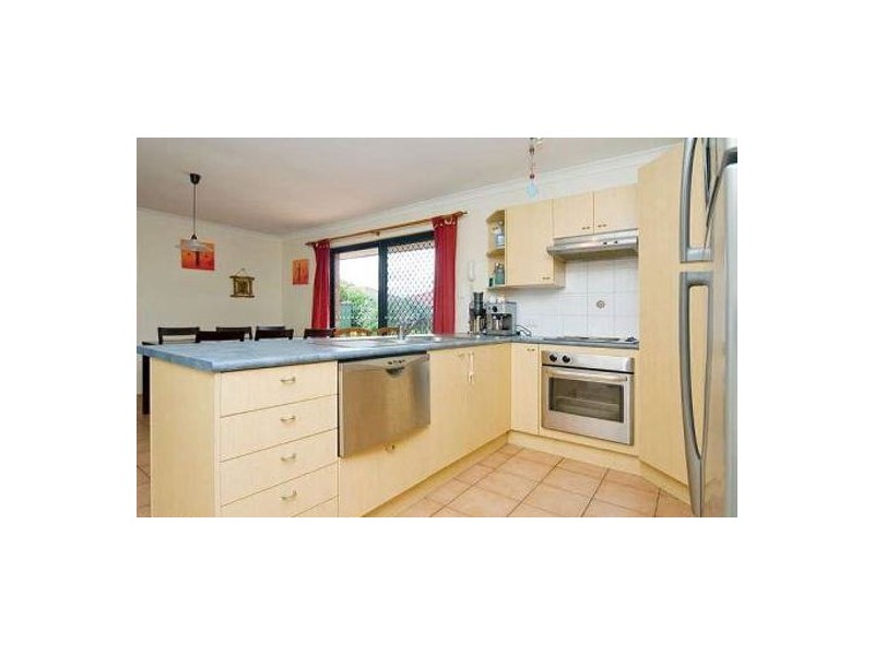 8 Khoo Place, Calamvale QLD 4116