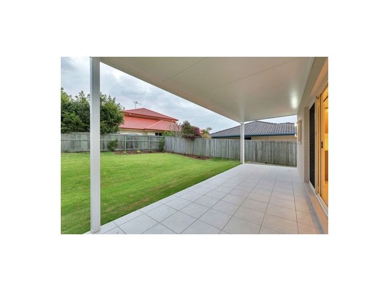 5 Argyle Pl, Parkinson QLD 4115