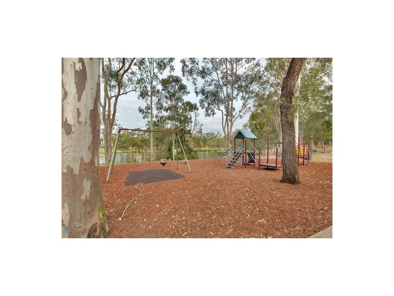 5 Argyle Pl, Parkinson QLD 4115
