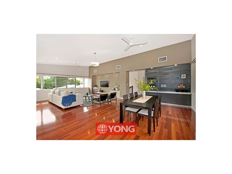 7 Doyle St, Coorparoo QLD 4151