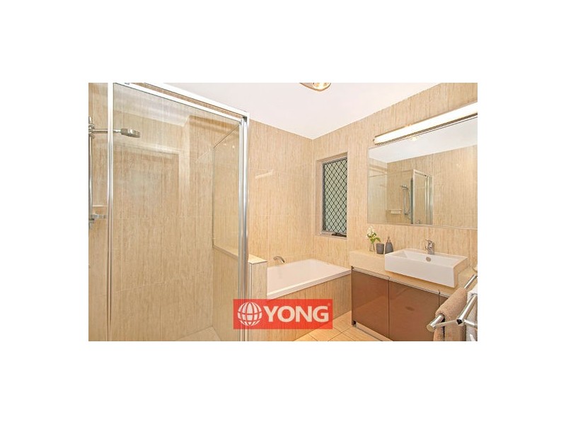 7 Doyle St, Coorparoo QLD 4151