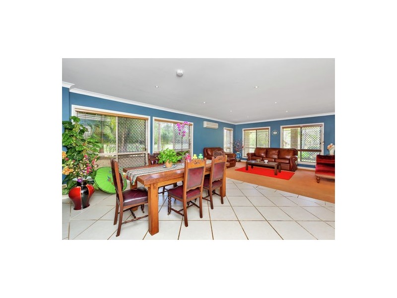 294 Green Camp Road, Wakerley QLD 4154