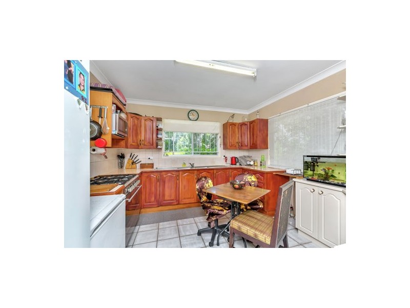294 Green Camp Road, Wakerley QLD 4154