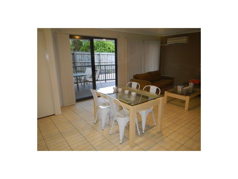 9/4 Omeo Street, Mount Gravatt QLD 4122