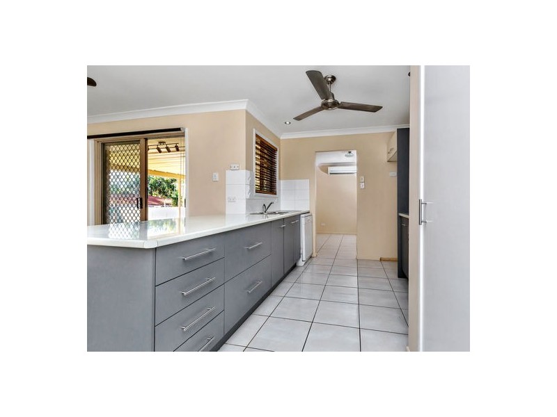 29 Packett Cres, Loganlea QLD 4131