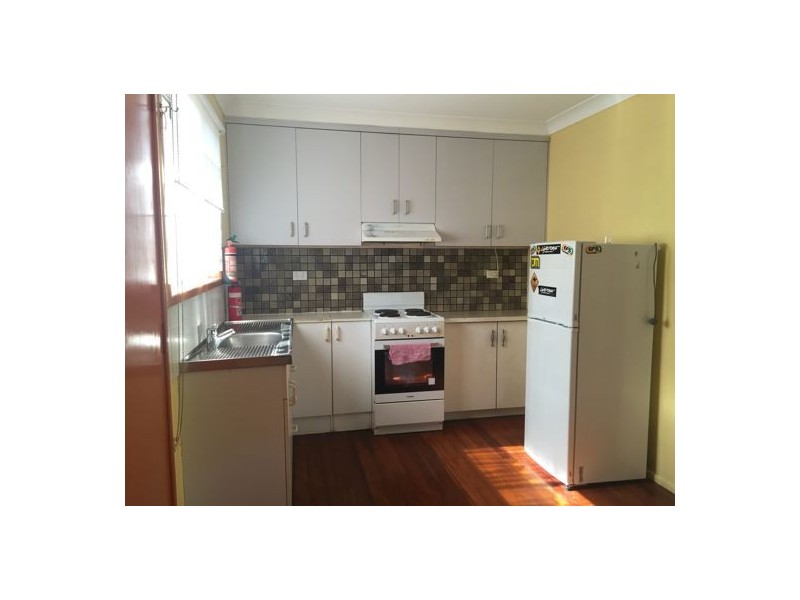 18 Cromer St, Sunnybank Hills QLD 4109