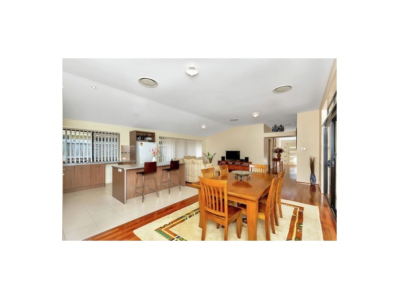 48 Larapinta Circuit, Calamvale QLD 4116