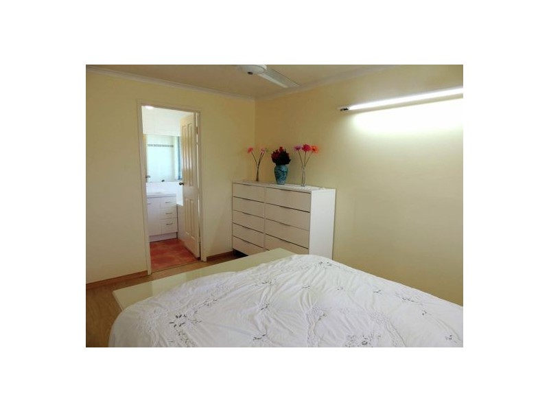 7 Southmore Street, Daisy Hill QLD 4127