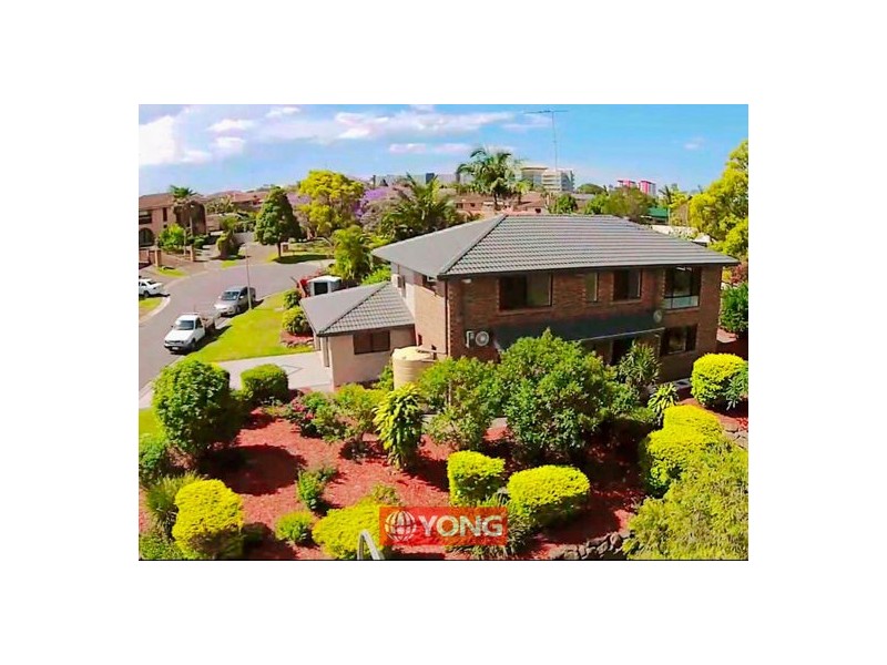 21 Freesia St, Macgregor QLD 4109