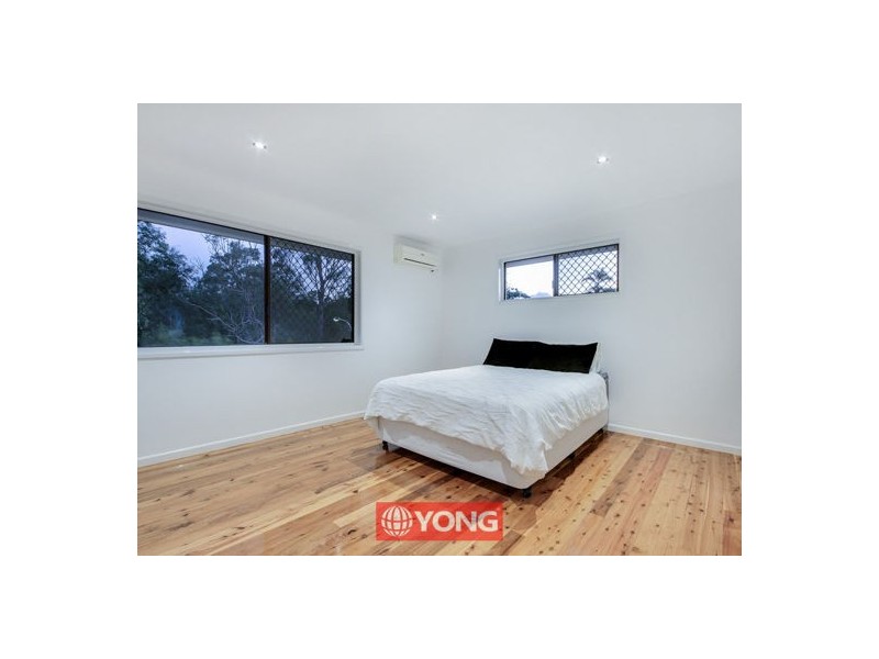 21 Freesia St, Macgregor QLD 4109