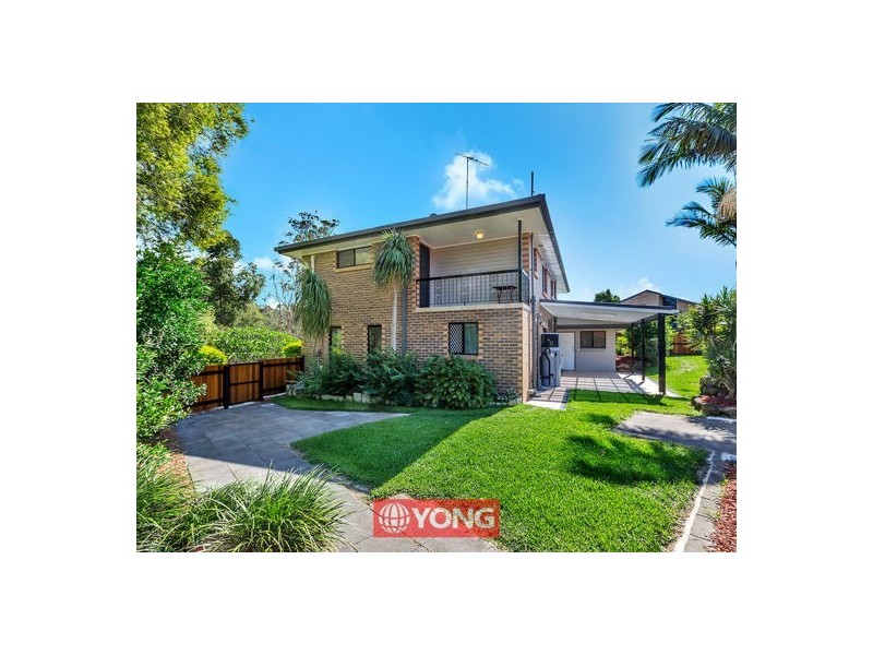 21 Freesia St, Macgregor QLD 4109