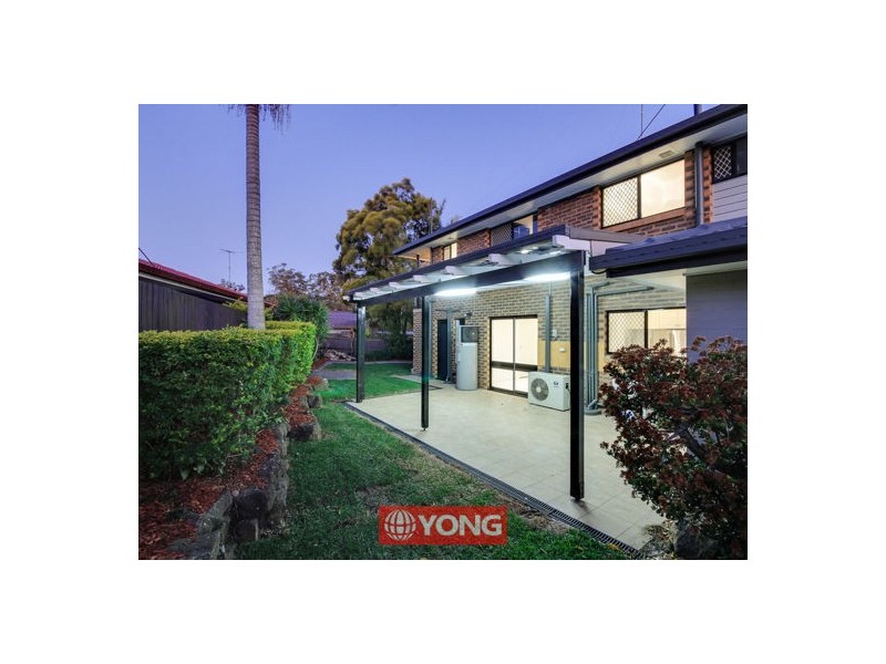 21 Freesia St, Macgregor QLD 4109