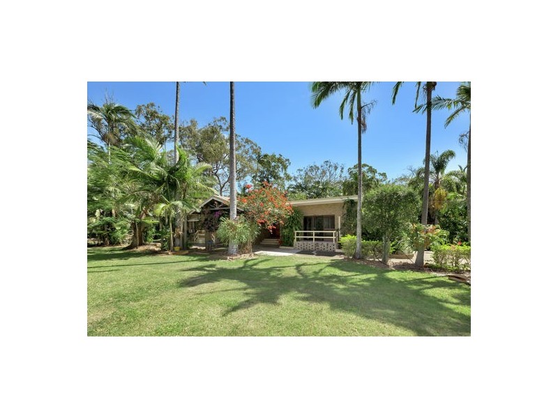 271 Grieve Rd, Rochedale QLD 4123