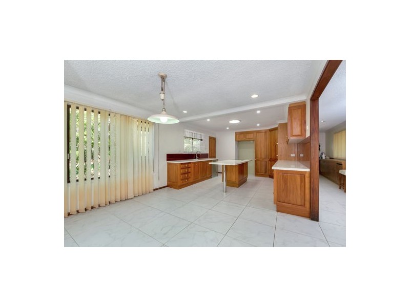 271 Grieve Rd, Rochedale QLD 4123