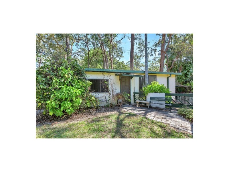 271 Grieve Rd, Rochedale QLD 4123