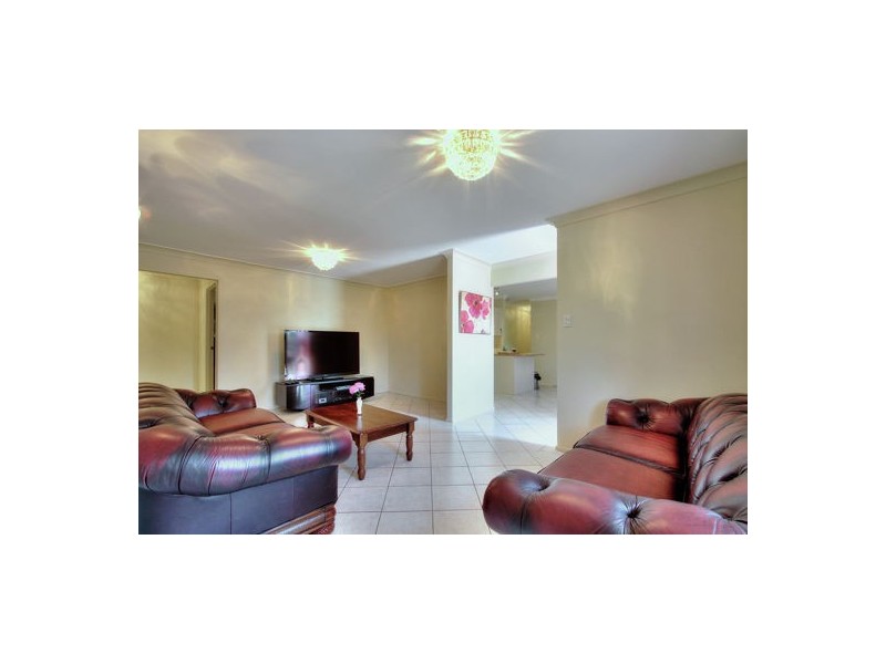 10 FORGIONE CT, Calamvale QLD 4116