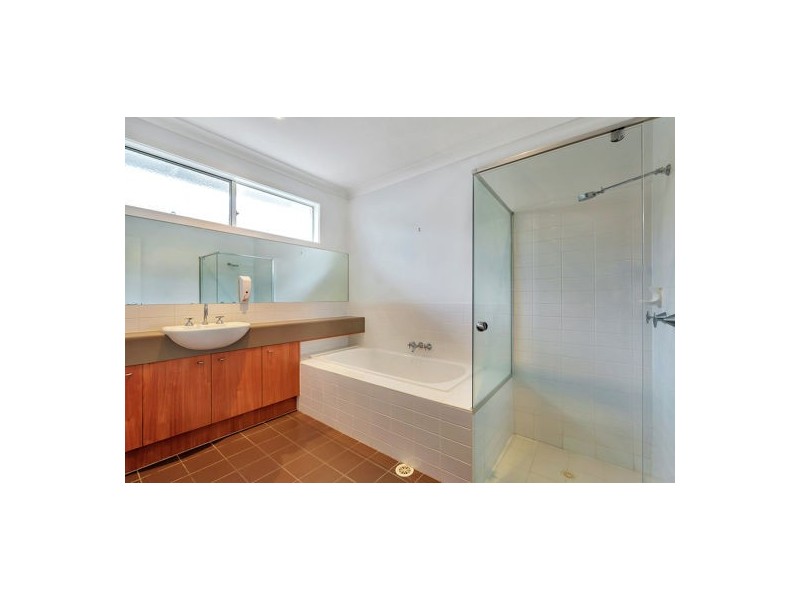 6 Nalbaugh Lane, Parkinson QLD 4115