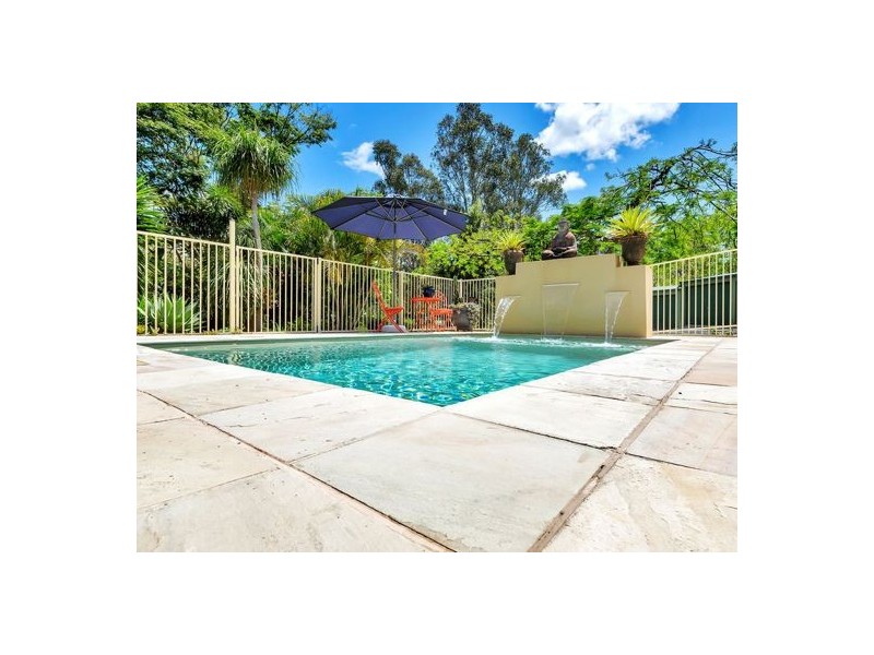 110-112 Tullamore Way, Gleneagle QLD 4285