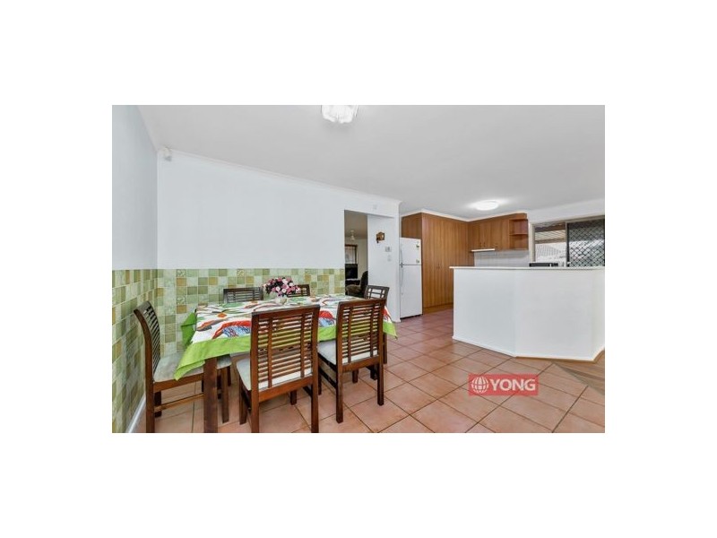 37 Glenfield  St, Parkinson QLD 4115