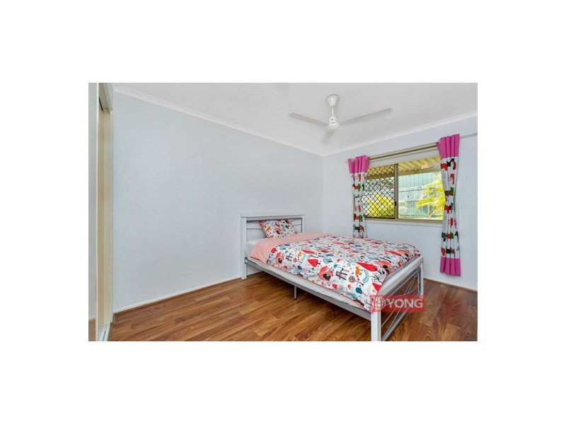 37 Glenfield  St, Parkinson QLD 4115
