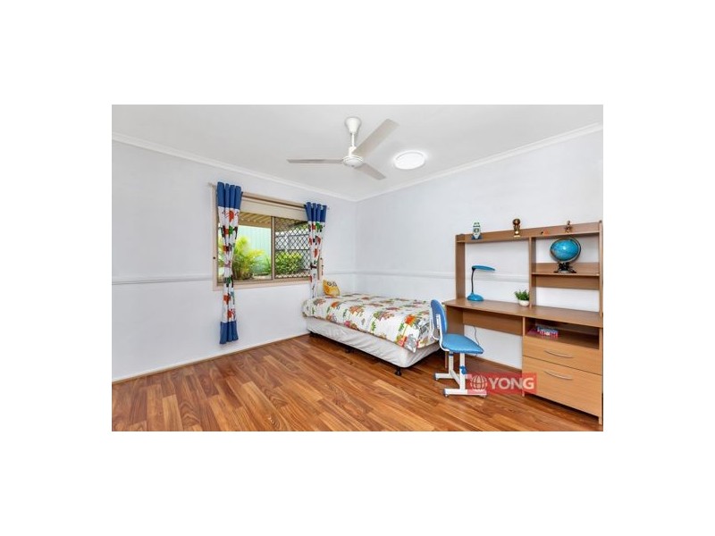 37 Glenfield  St, Parkinson QLD 4115