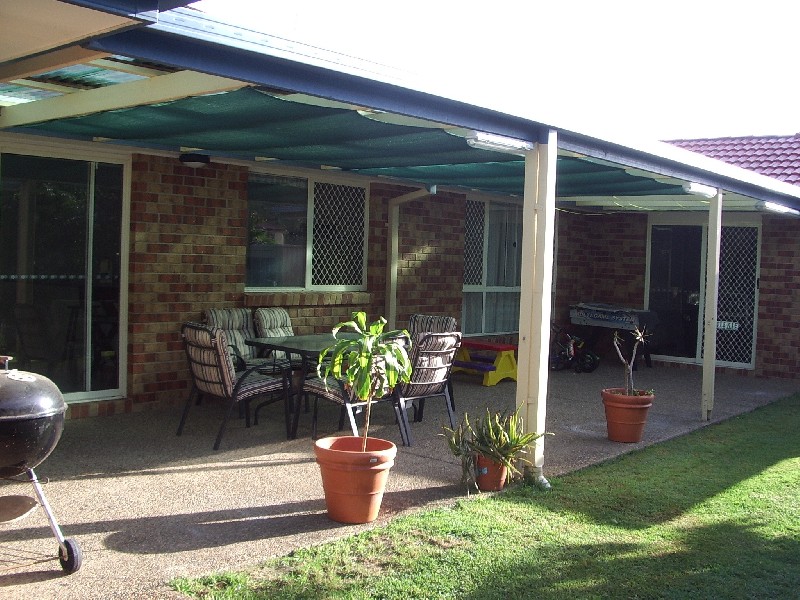 Stretton QLD 4116