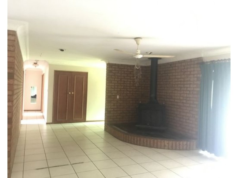 114 Binnies Rd, Ripley QLD 4306