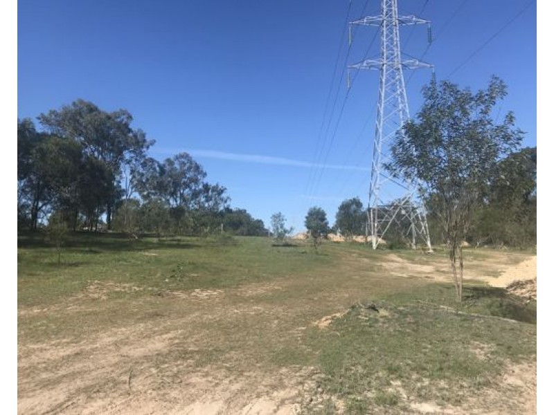 114 Binnies Rd, Ripley QLD 4306