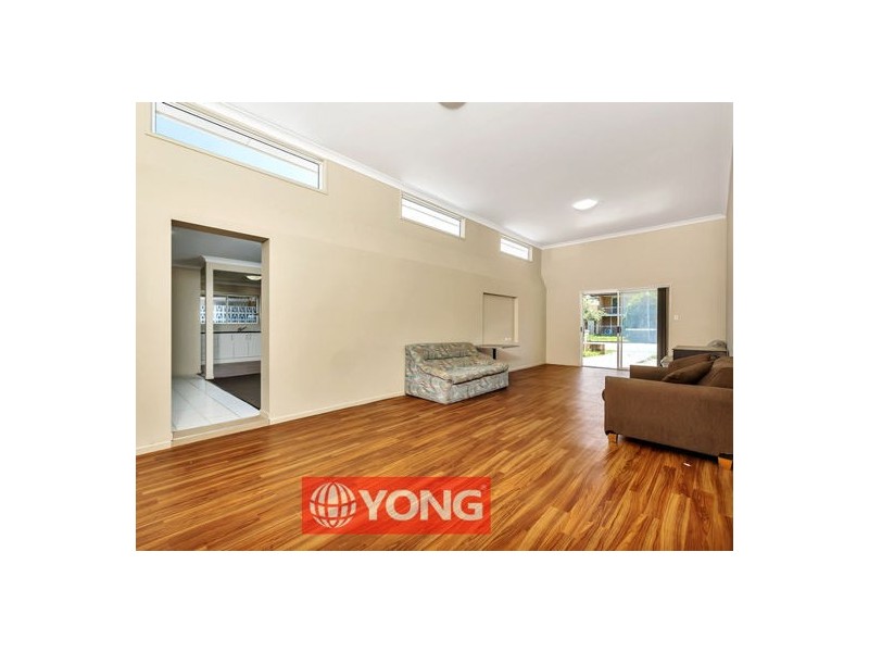 26 Springfield St, Macgregor QLD 4109