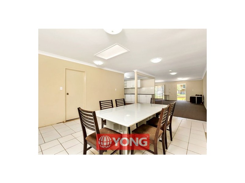 26 Springfield St, Macgregor QLD 4109