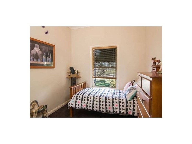 5 East Street, Jimboomba QLD 4280