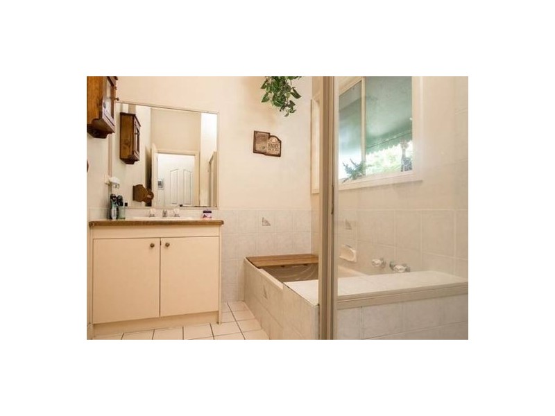 5 East Street, Jimboomba QLD 4280