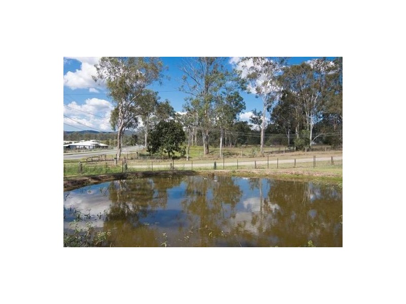 5 East Street, Jimboomba QLD 4280