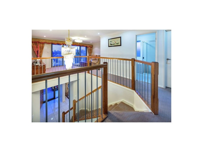 5 William Close, Doolandella QLD 4077