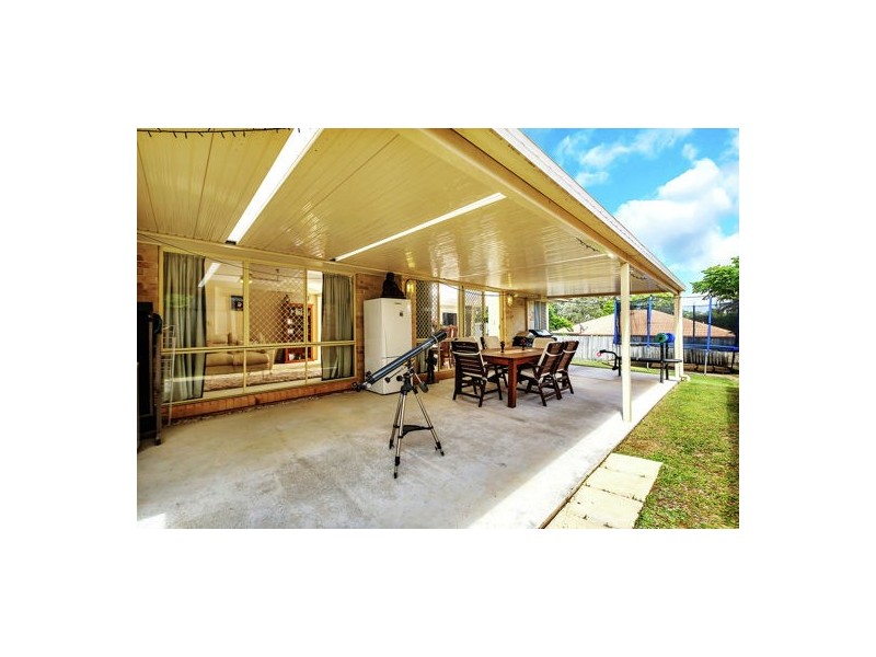 9 Pinedale Cr, Parkinson QLD 4115