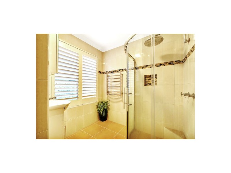 9 Pinedale Cr, Parkinson QLD 4115