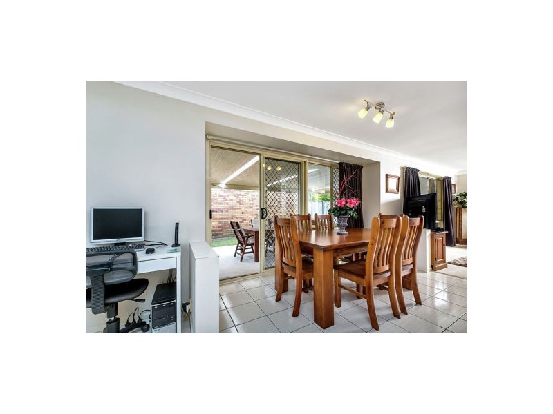 9 Pinedale Cr, Parkinson QLD 4115